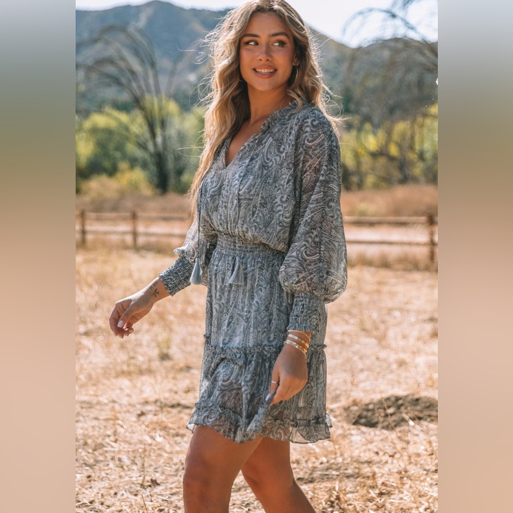 Love Stitch ‘Comeback Mini Dress’ - Picture 2 of 11